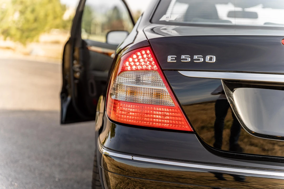 2008 Mercedes-Benz W211 E-Class - Image 12 of 31