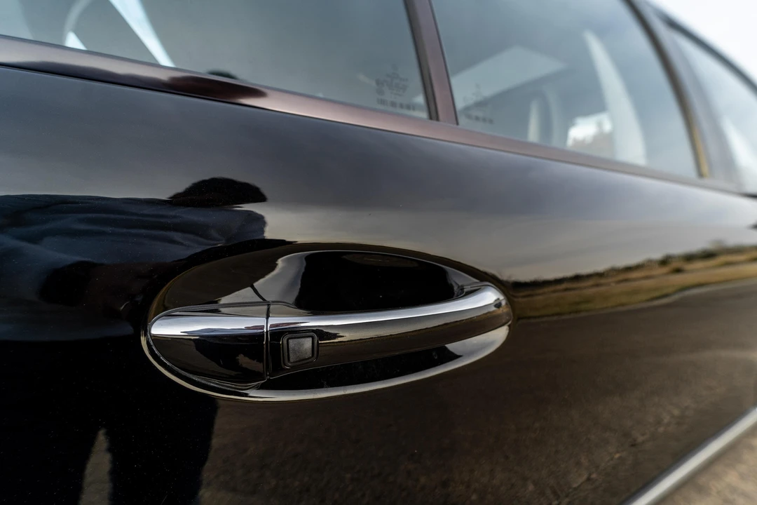 2008 Mercedes-Benz W211 E-Class - Image 14 of 31