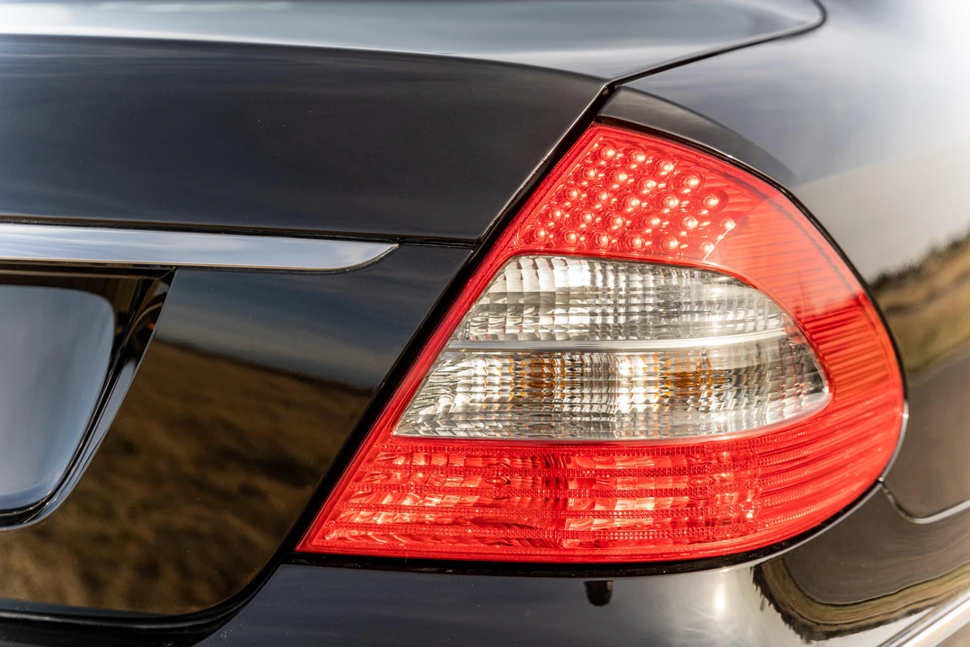 2008 Mercedes-Benz W211 E-Class - Image 13 of 31