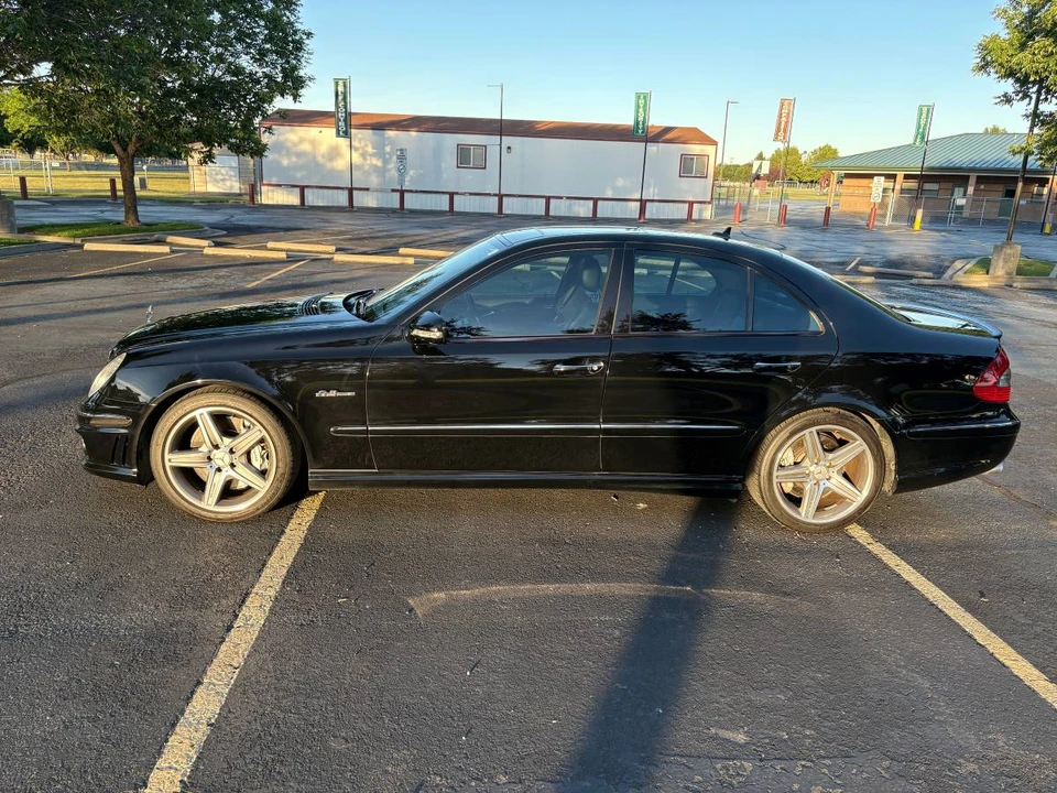 2008 Mercedes-Benz W211 E 55 & E 63 AMG - Image 4 of 24