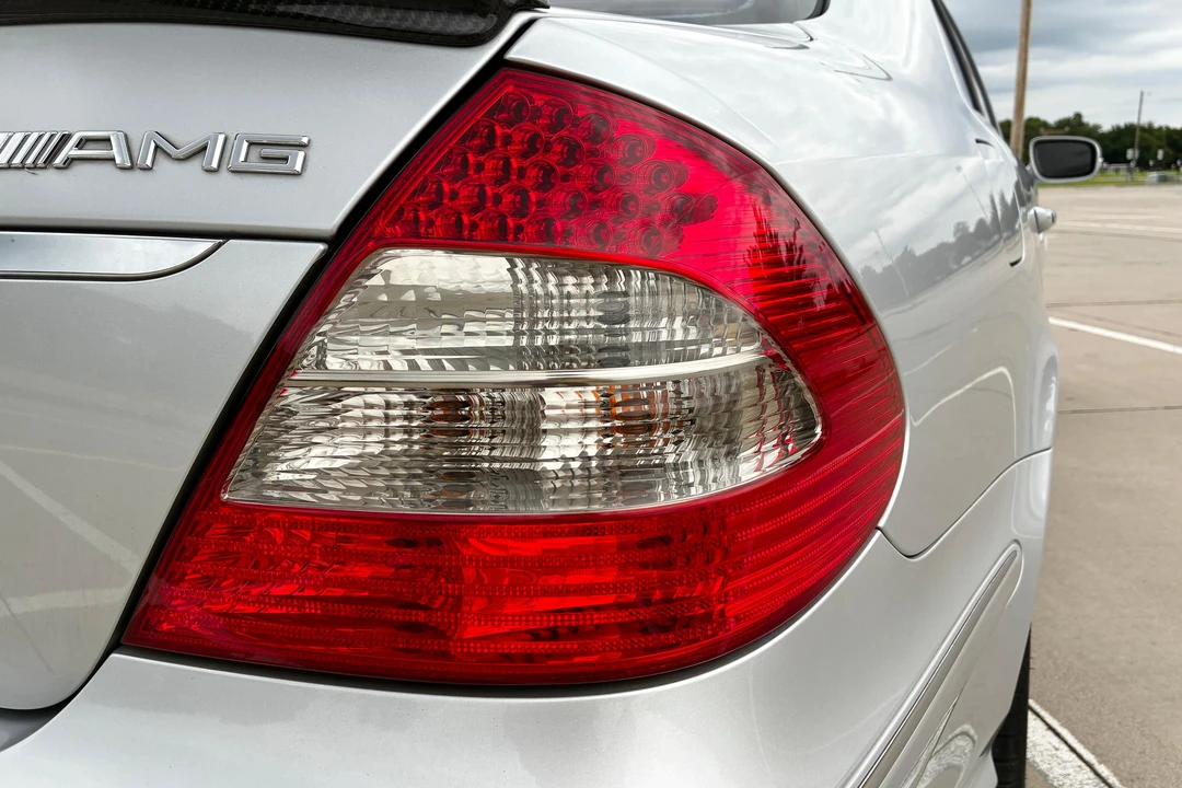 2008 Mercedes-Benz W211 E 55 & E 63 AMG - Image 14 of 31