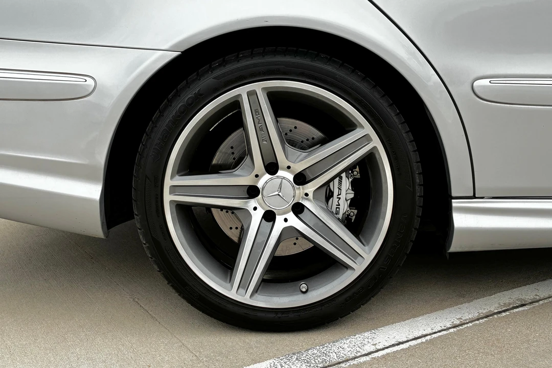 2008 Mercedes-Benz W211 E 55 & E 63 AMG - Image 27 of 31