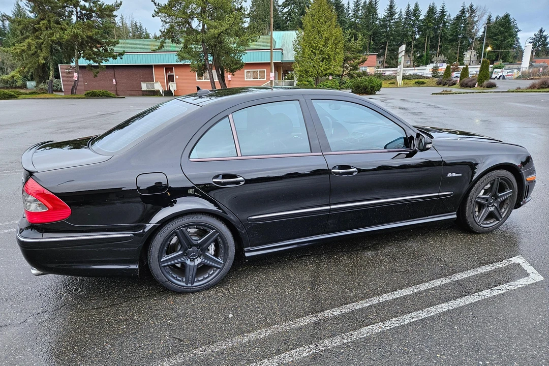 2008 Mercedes-Benz W211 E 55 & E 63 AMG - Image 4 of 31