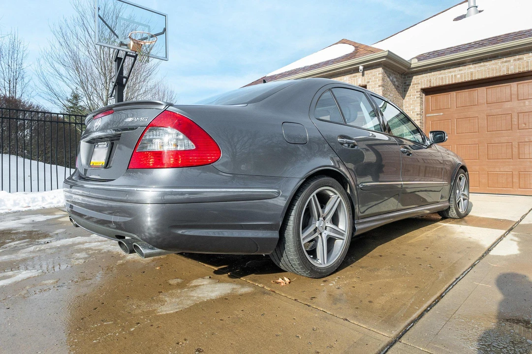 2008 Mercedes-Benz W211 E 55 & E 63 AMG - Image 9 of 31