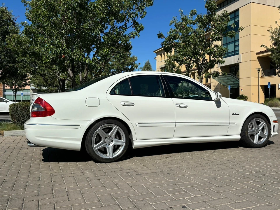 2008 Mercedes-Benz W211 E 55 & E 63 AMG - Image 18 of 31