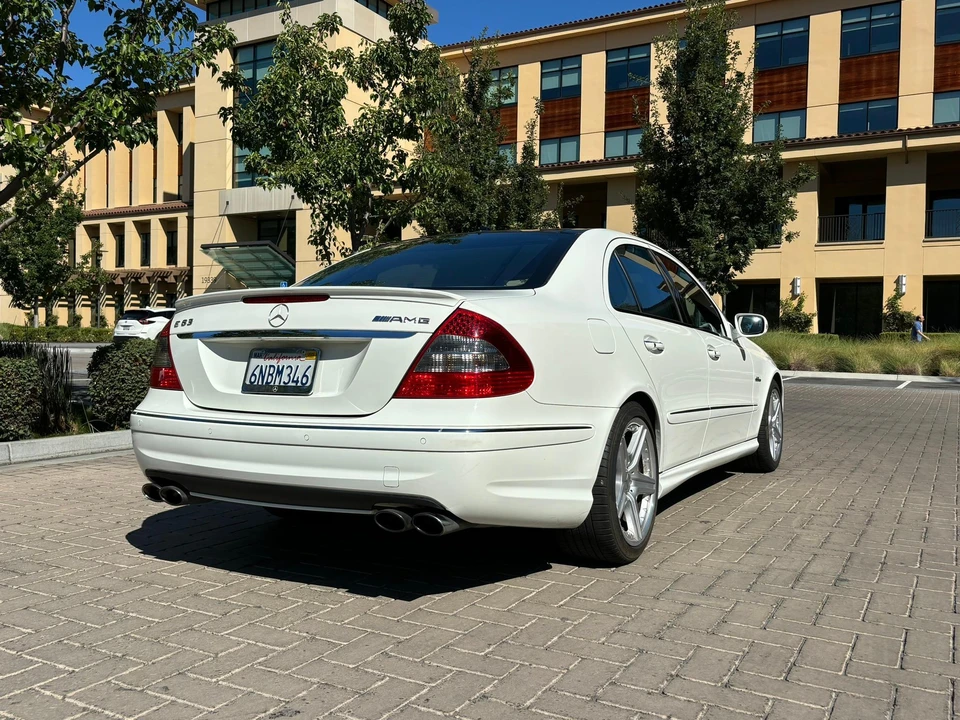 2008 Mercedes-Benz W211 E 55 & E 63 AMG - Image 17 of 31