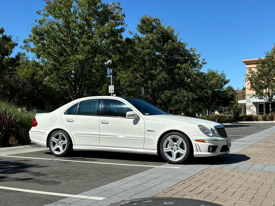 2008 Mercedes-Benz W211 E 55 & E 63 AMG - Image 19 of 31