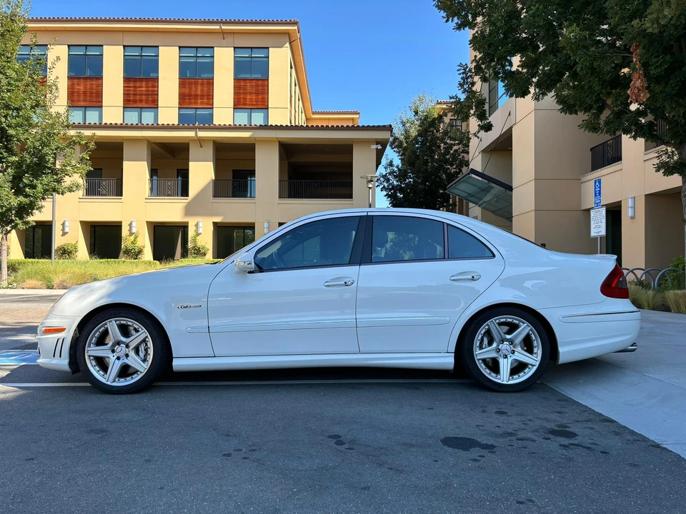 2008 Mercedes-Benz W211 E 55 & E 63 AMG - Image 11 of 31