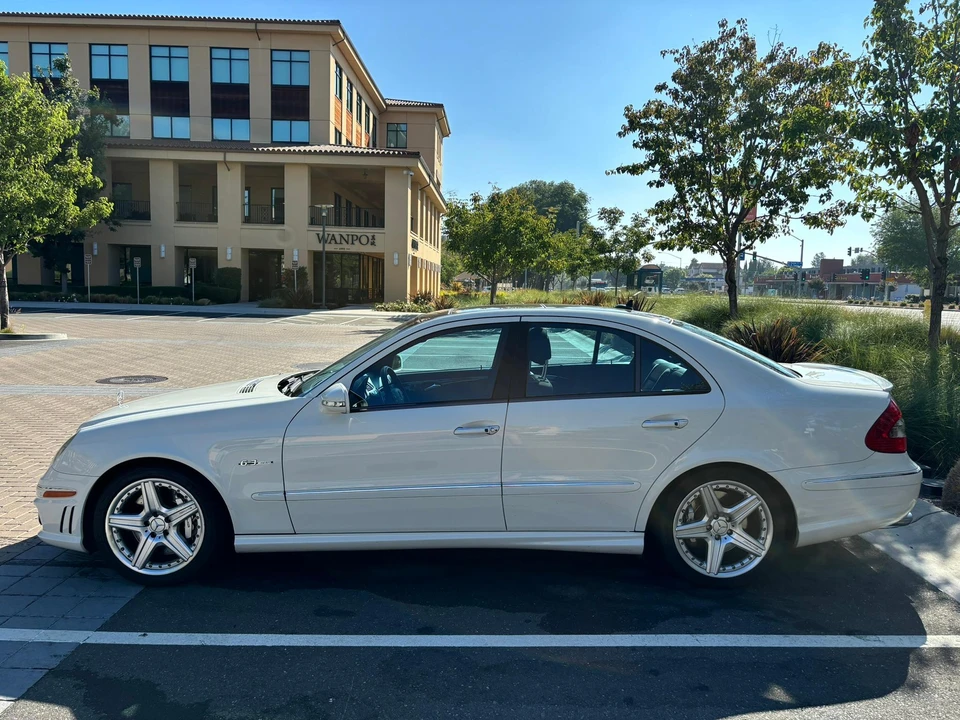2008 Mercedes-Benz W211 E 55 & E 63 AMG - Image 10 of 31