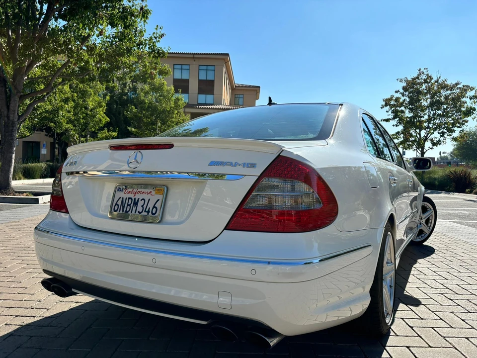 2008 Mercedes-Benz W211 E 55 & E 63 AMG - Image 16 of 31