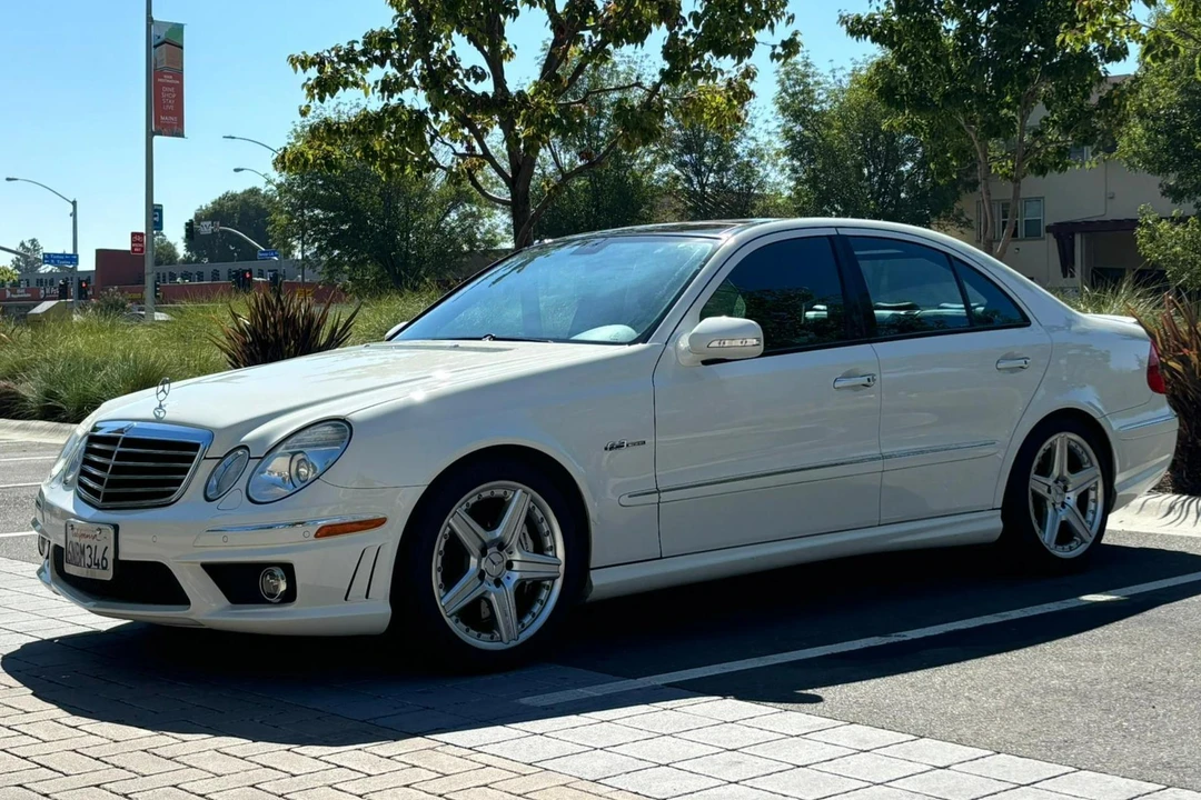 2008 Mercedes-Benz W211 E 55 & E 63 AMG - Image 9 of 31