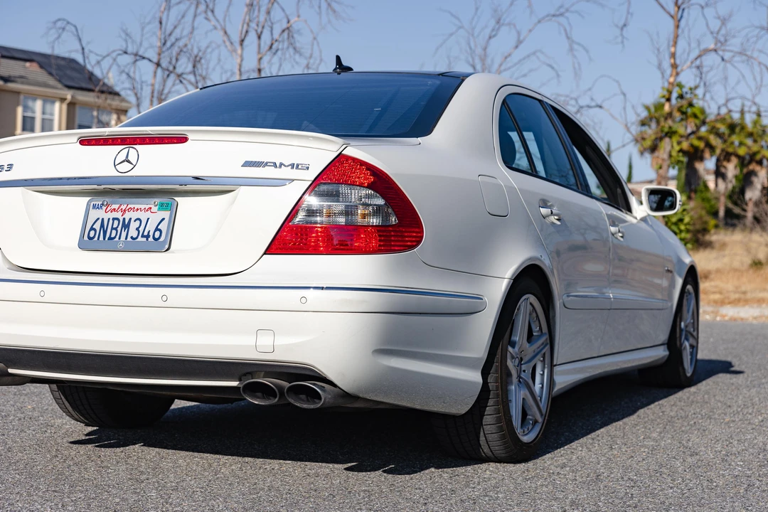 2008 Mercedes-Benz W211 E 55 & E 63 AMG - Image 24 of 31