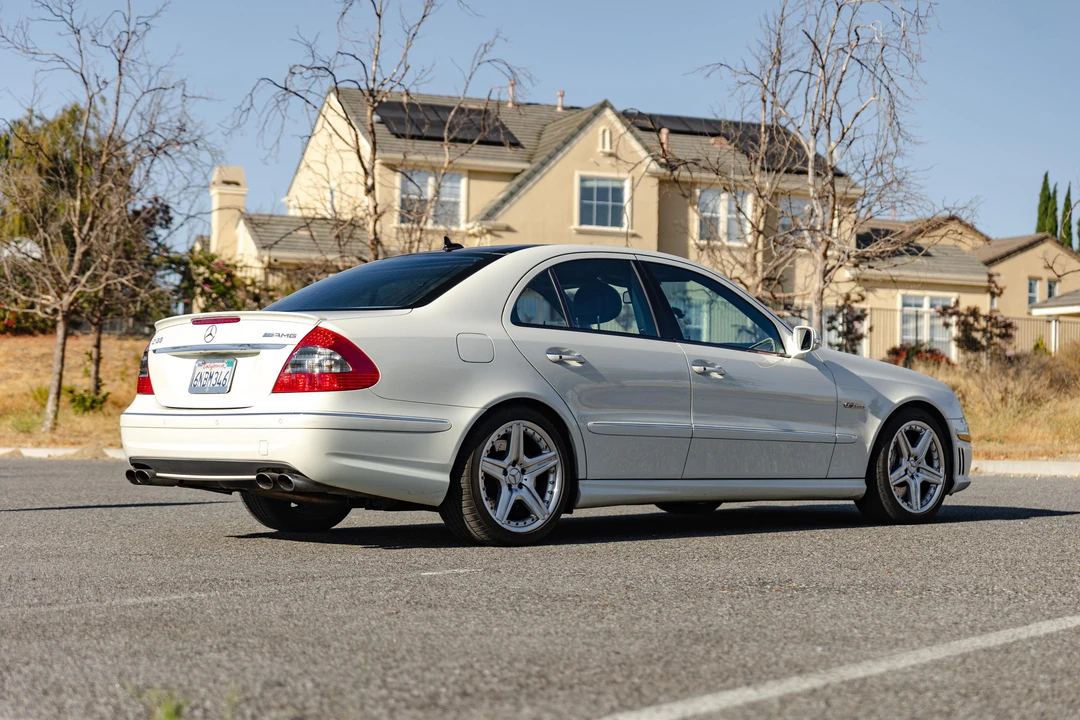 2008 Mercedes-Benz W211 E 55 & E 63 AMG - Image 9 of 31
