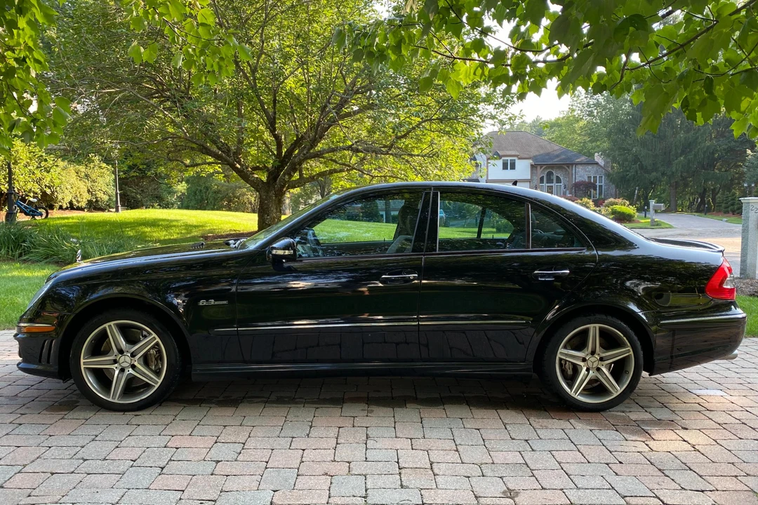 2008 Mercedes-Benz W211 E 55 & E 63 AMG - Image 3 of 31