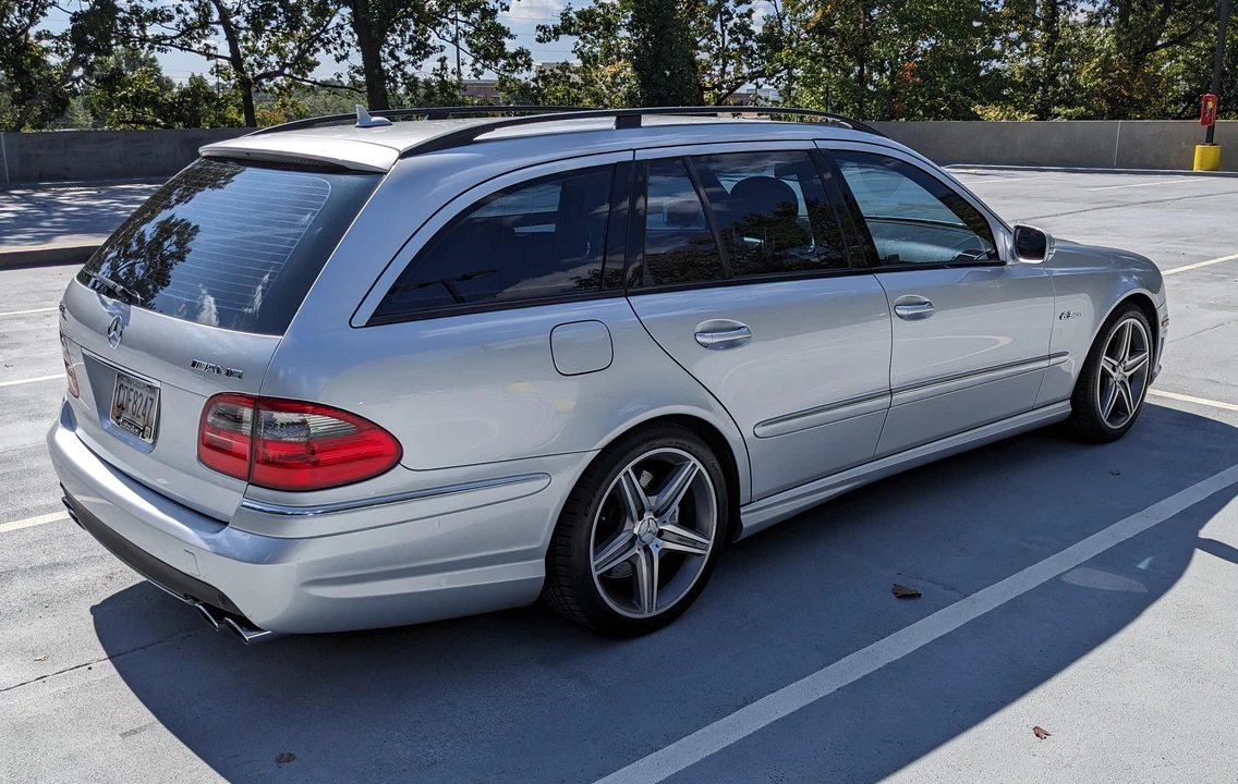 2008 Mercedes-Benz W211 E 55 & E 63 AMG - Image 13 of 31