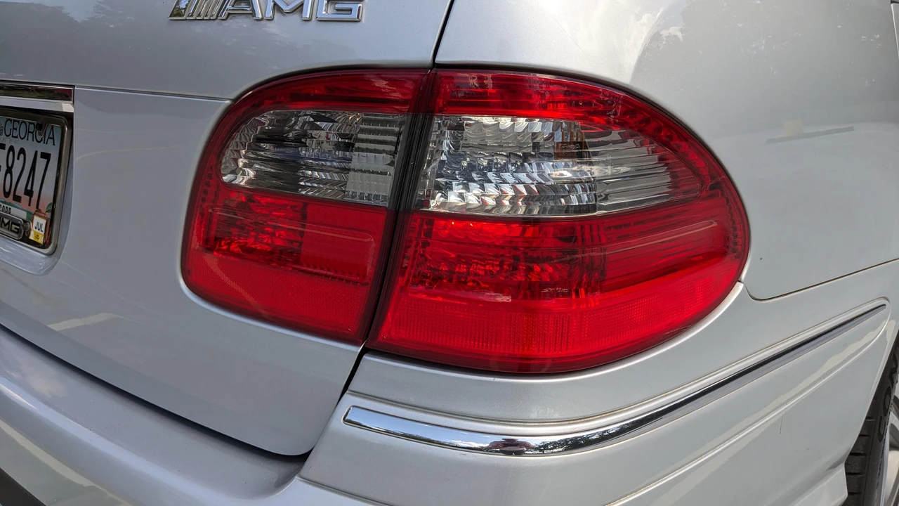 2008 Mercedes-Benz W211 E 55 & E 63 AMG - Image 26 of 31