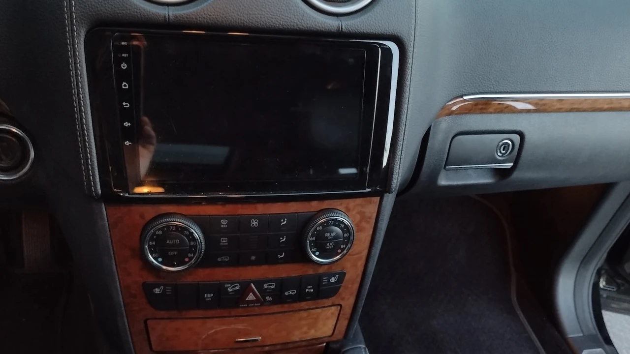 2008 Mercedes-Benz X164 GL-Class - Image 9 of 17