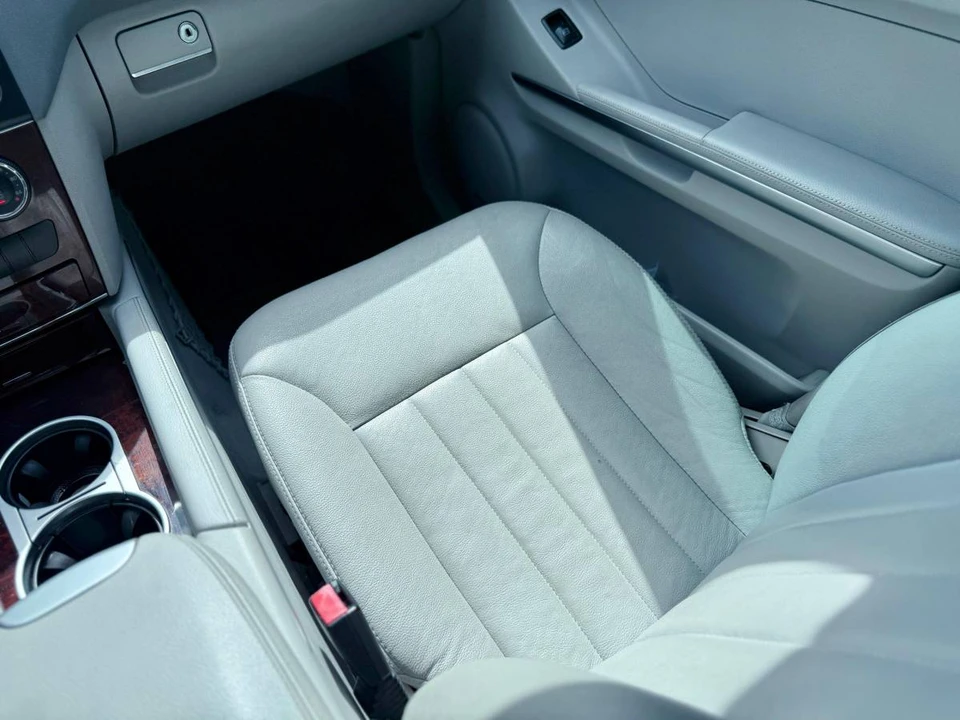 2008 Mercedes-Benz C-Class - Image 14 of 21