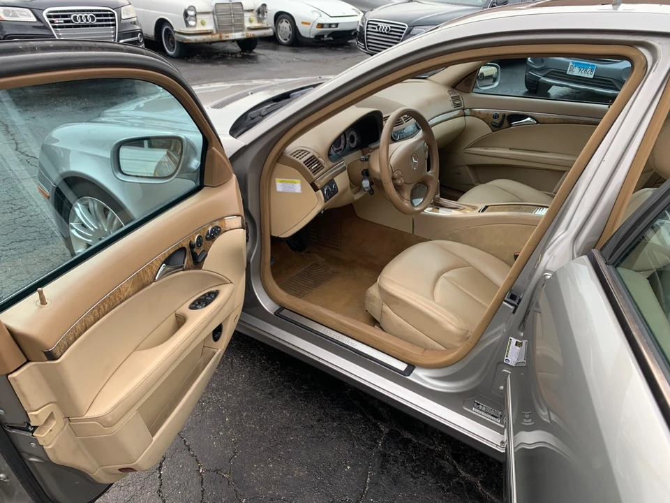2008 Mercedes-Benz W211 E-Class - Image 12 of 17