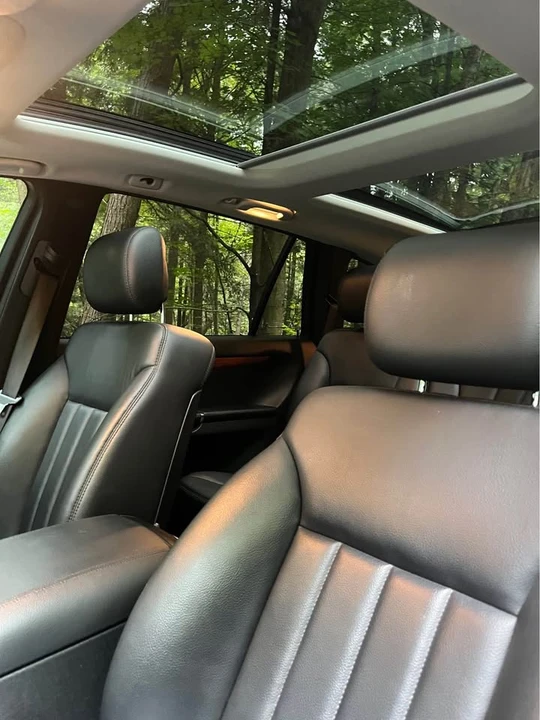 2008 Mercedes-Benz W251 R-Class - Image 11 of 17