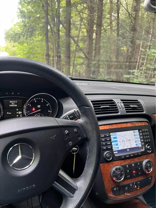 2008 Mercedes-Benz W251 R-Class - Image 14 of 17