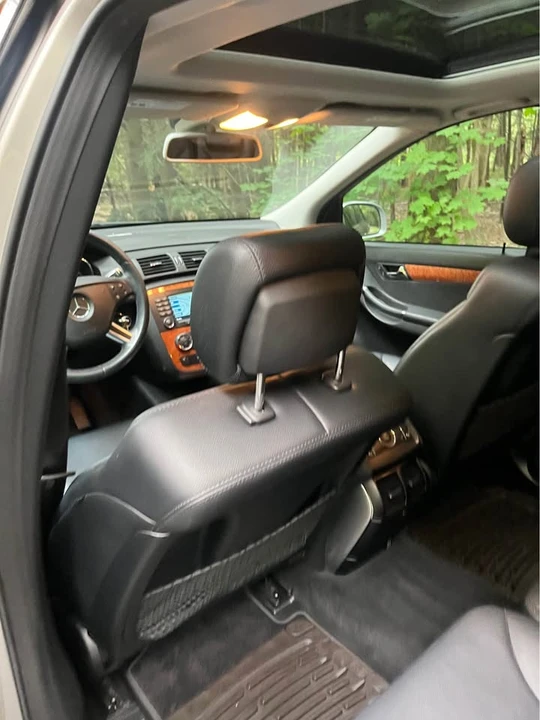 2008 Mercedes-Benz W251 R-Class - Image 2 of 17