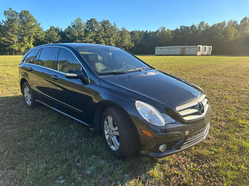 2008 Mercedes-Benz W251 R-Class - Image 13 of 31