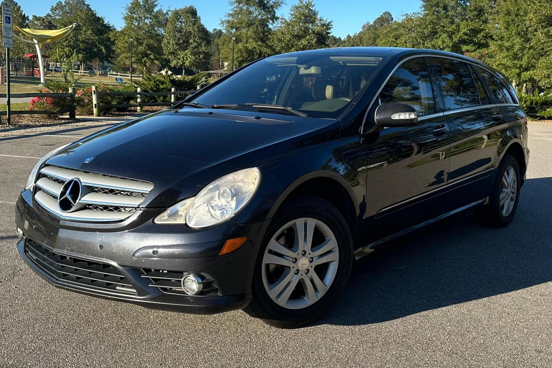 2008 Mercedes-Benz W251 R-Class - Image 3 of 31