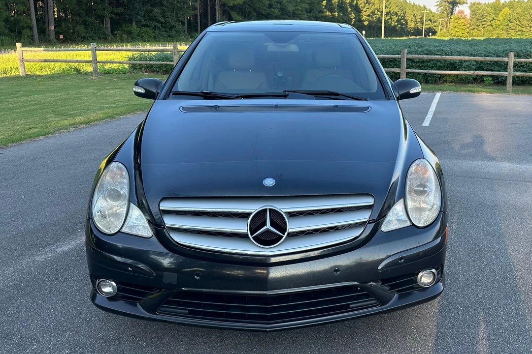2008 Mercedes-Benz W251 R-Class - Image 2 of 31