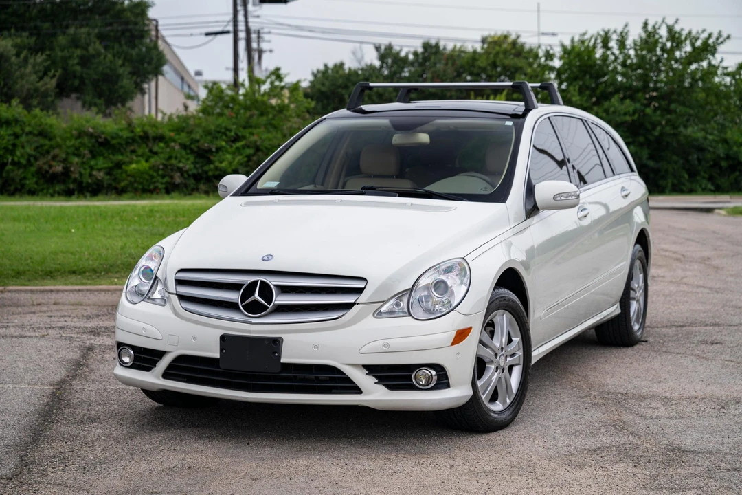 2008 Mercedes-Benz W251 R-Class - Image 2 of 31