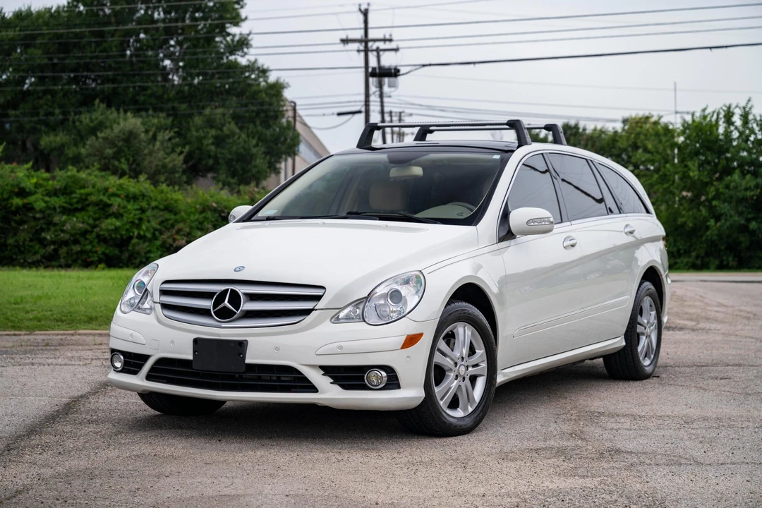 2008 Mercedes-Benz W251 R-Class - Image 3 of 31
