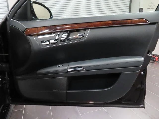 2008 Mercedes-Benz W221 S 63 & S 65 AMG - Image 12 of 31