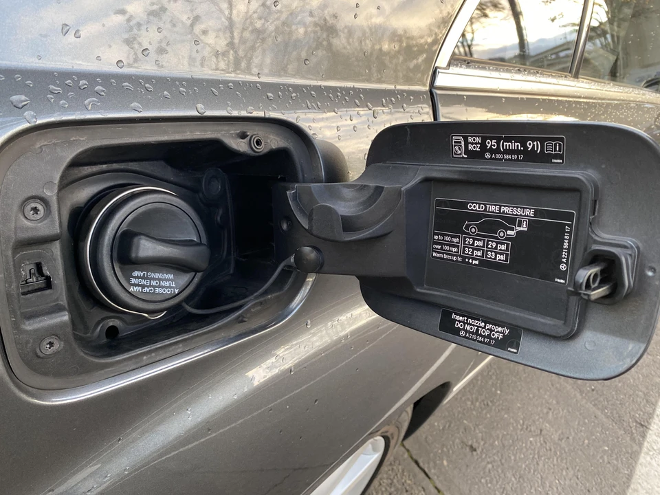2008 Mercedes-Benz W221 S-Class - Image 26 of 31