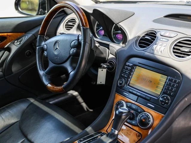 2008 Mercedes-Benz R230 SL-Class - Image 23 of 31