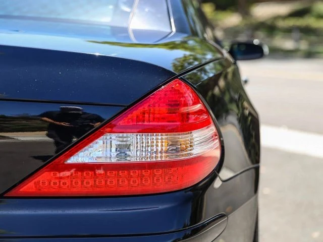 2008 Mercedes-Benz R230 SL-Class - Image 14 of 31