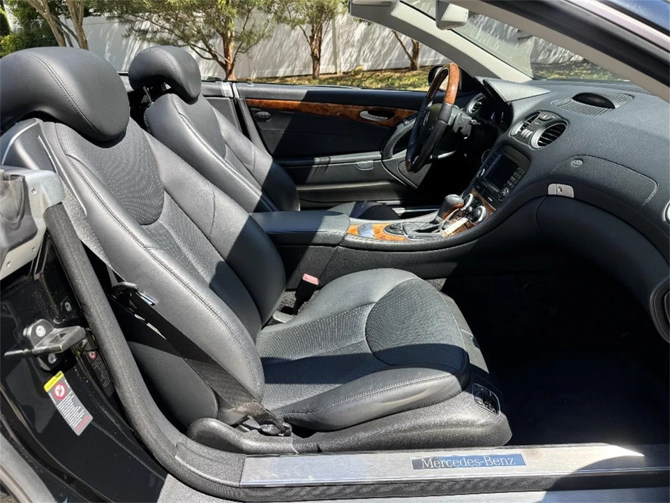 2008 Mercedes-Benz R230 SL-Class - Image 19 of 25