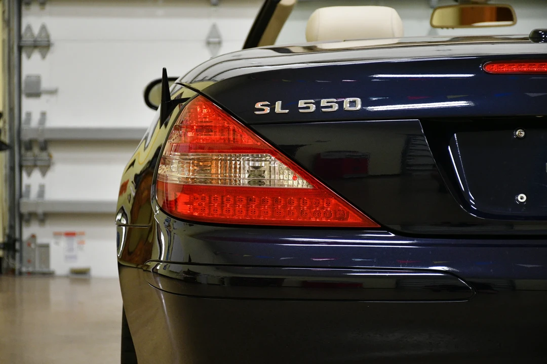 2008 Mercedes-Benz R230 SL-Class - Image 26 of 31