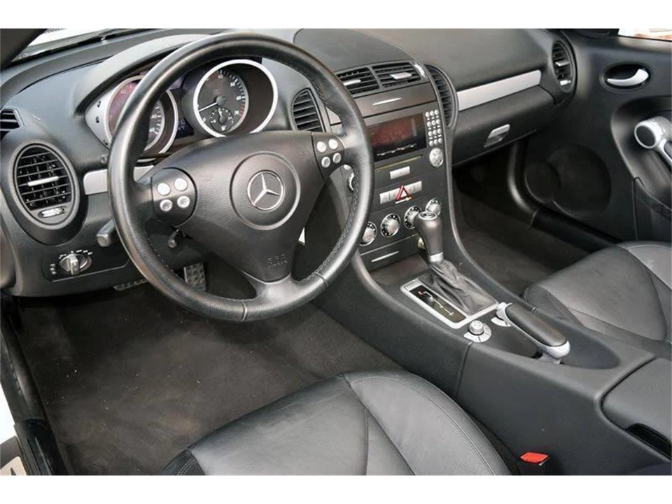 2008 Mercedes-Benz R171 SLK 55 AMG - Image 9 of 20