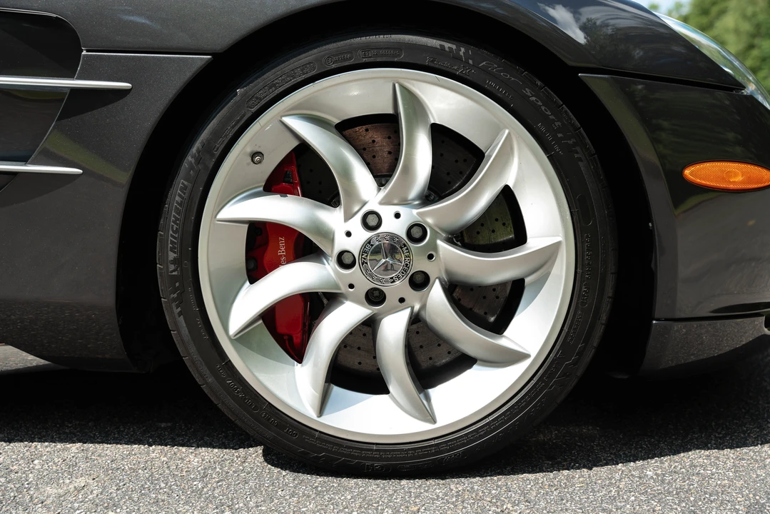2008 Mercedes-Benz SLR McLaren Roadster - Image 23 of 31