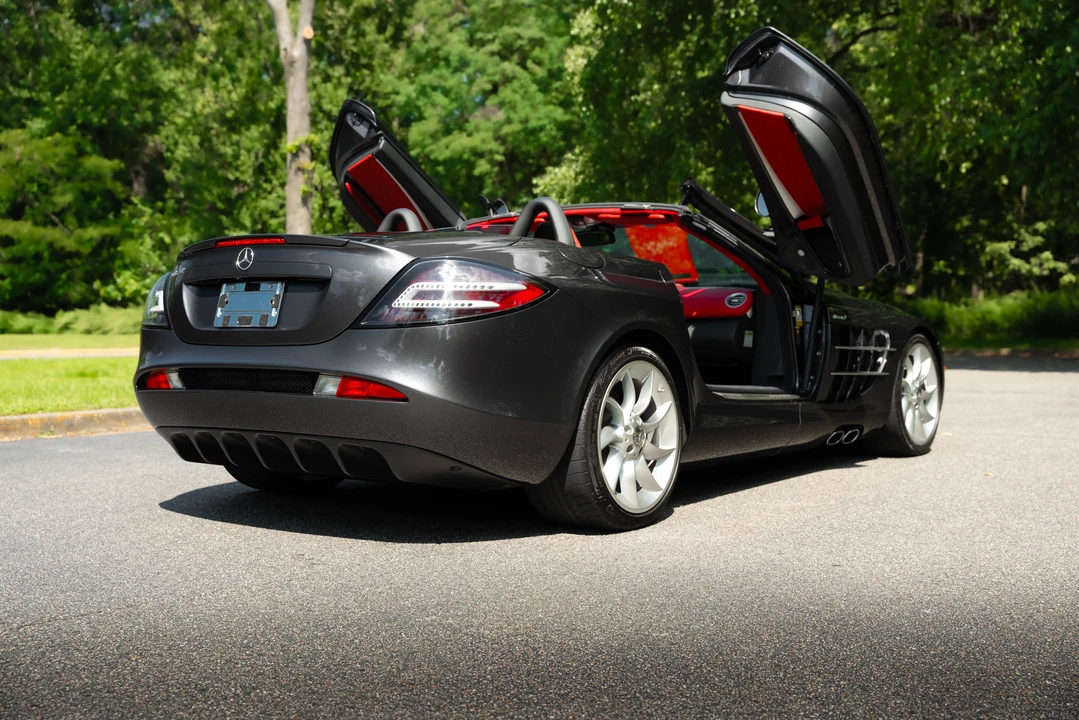 2008 Mercedes-Benz SLR McLaren Roadster - Image 14 of 31