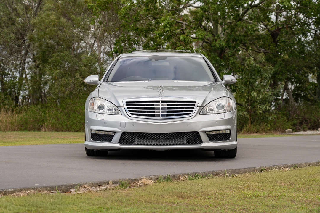 2008 Mercedes-Benz - Image 2 of 16