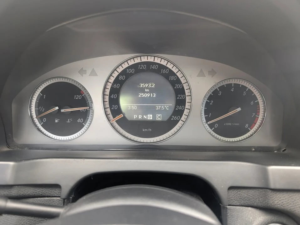 2008 Mercedes-Benz W204 C-Class - Image 9 of 17