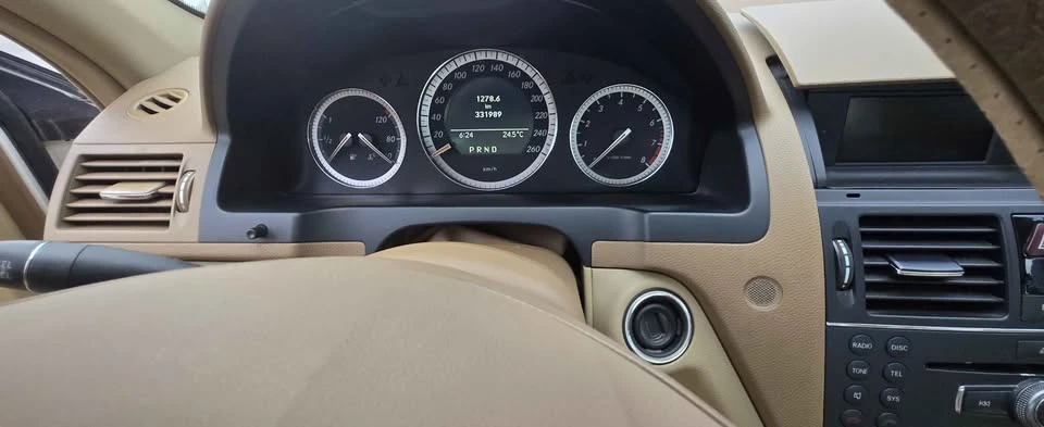 2008 Mercedes-Benz W204 C-Class - Image 7 of 17