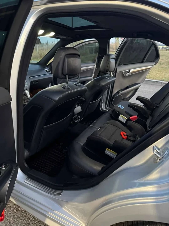 2008 Mercedes-Benz W204 C-Class - Image 9 of 14