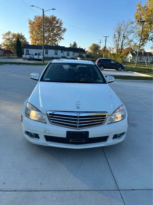 2008 Mercedes-Benz W204 C-Class - Image 4 of 10