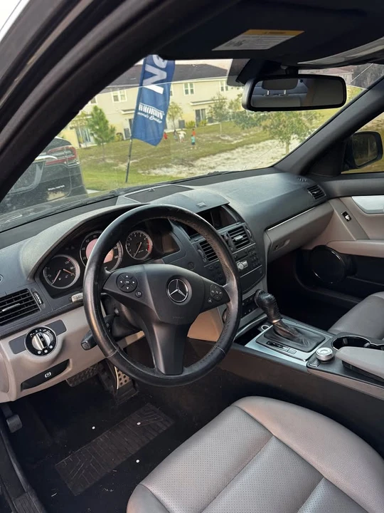 2008 Mercedes-Benz W204 C-Class - Image 2 of 8