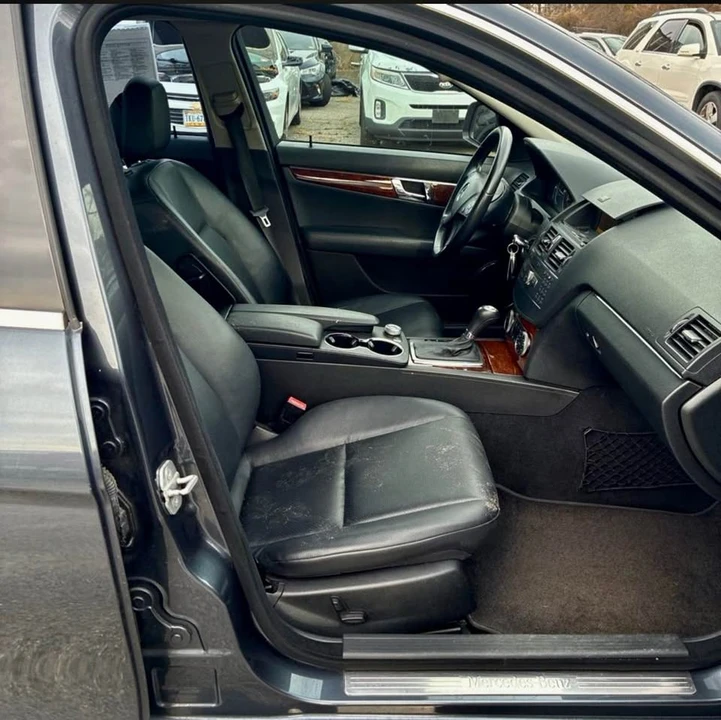 2008 Mercedes-Benz W204 C-Class - Image 17 of 19