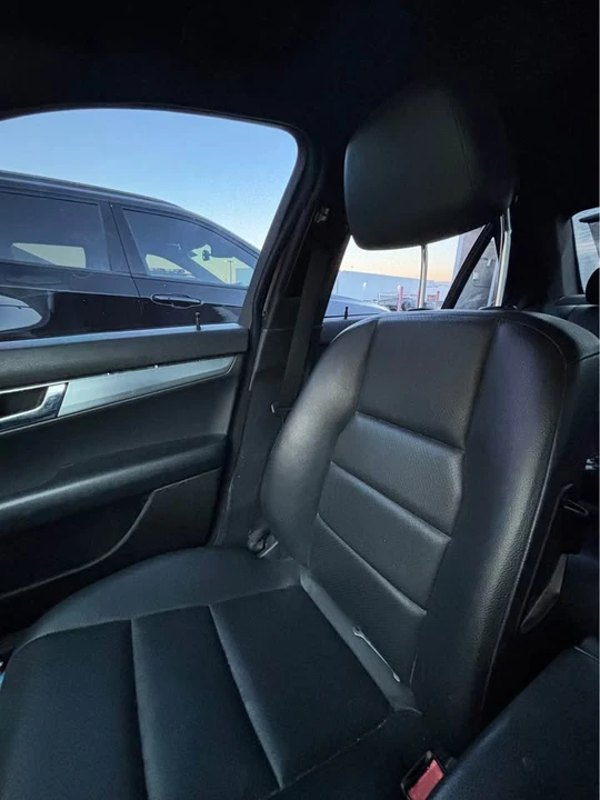 2008 Mercedes-Benz W204 C-Class - Image 14 of 15