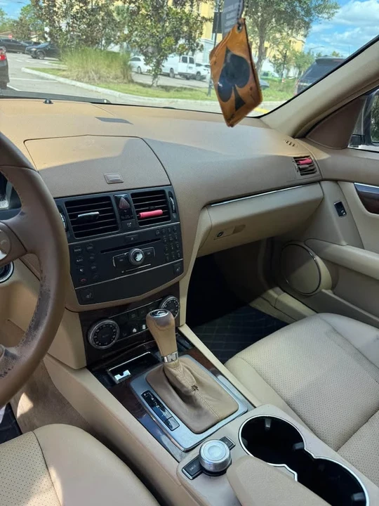 2008 Mercedes-Benz W204 C-Class - Image 3 of 11