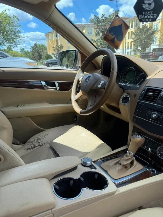 2008 Mercedes-Benz W204 C-Class - Image 10 of 11